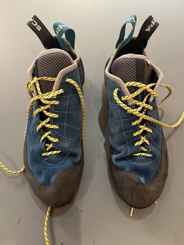 Scarpa helix climbing shoes - scarpa,
