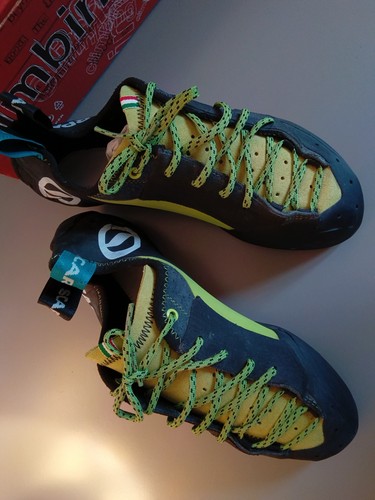 Scarpa climbing shoes uk8 - scarpa,